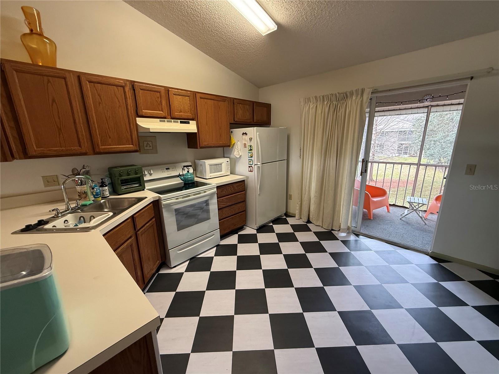 HUNTERS RESERVE - Residential