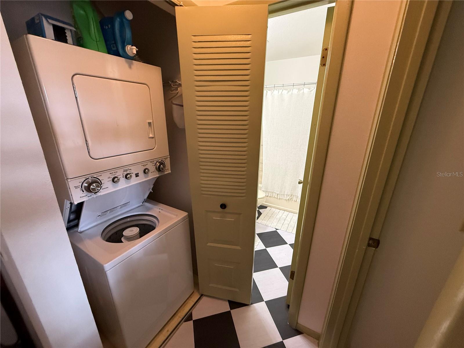 HUNTERS RESERVE - Residential