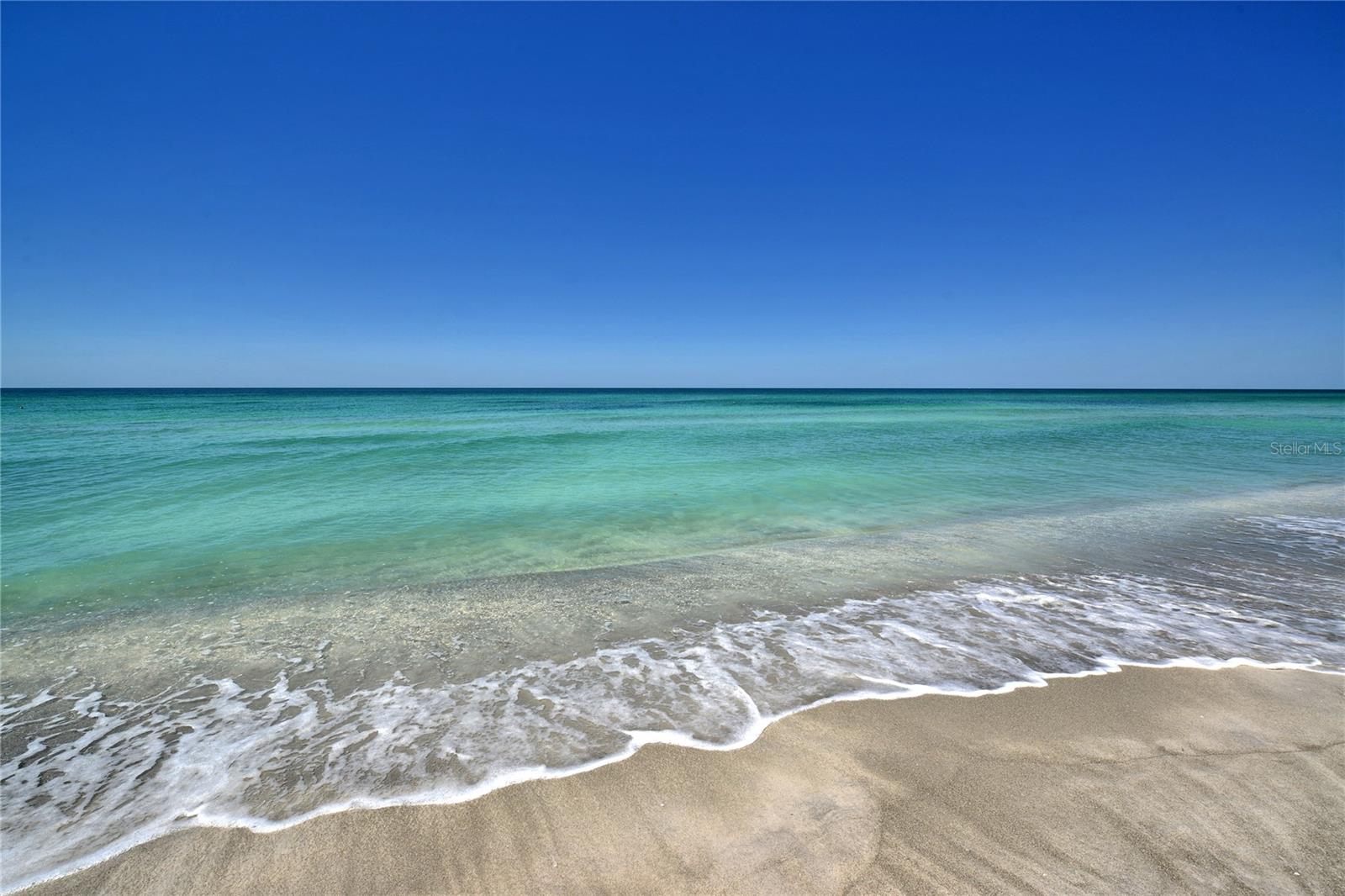 THE TOWER RESIDENCES - Residential