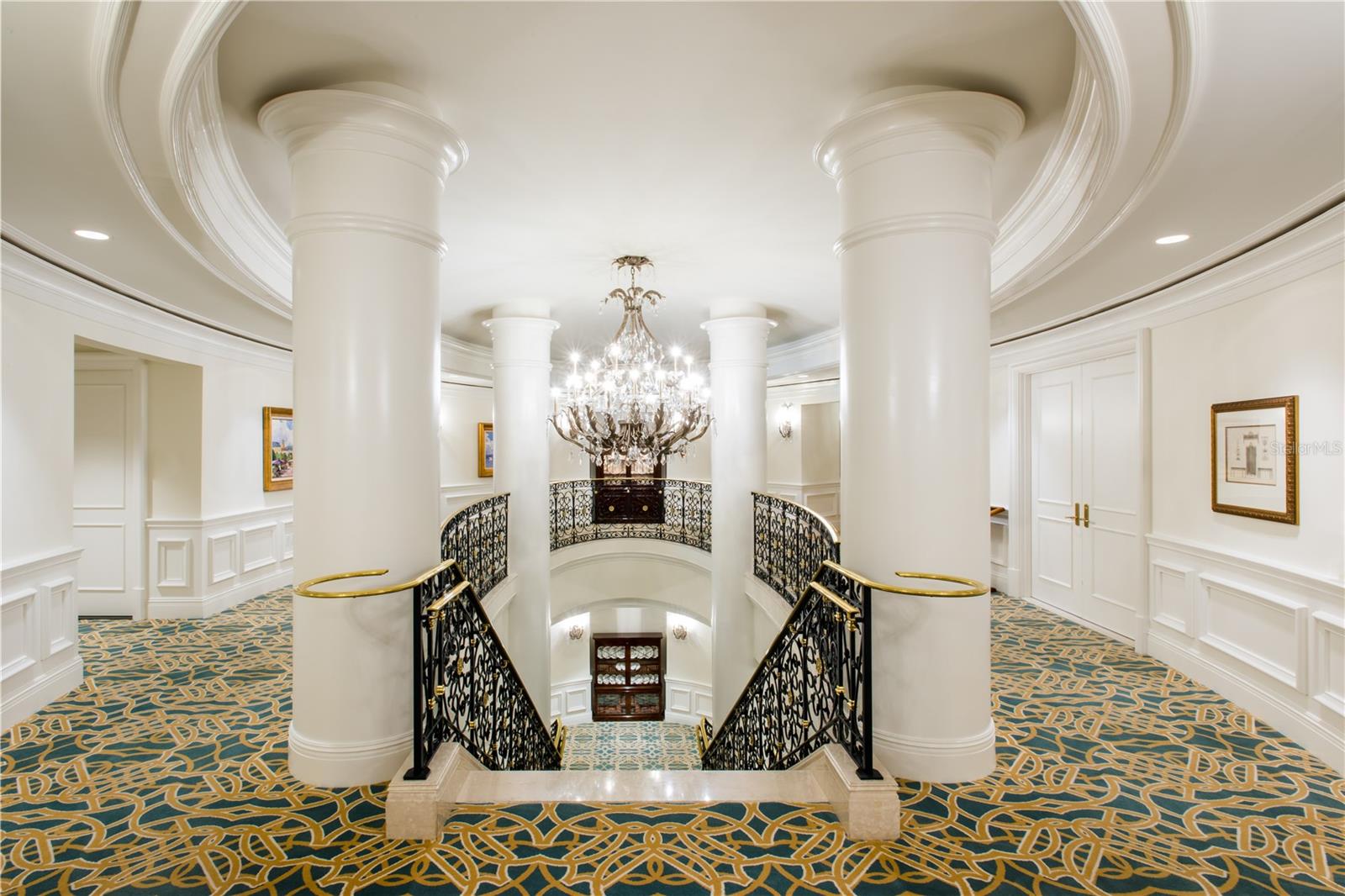 THE TOWER RESIDENCES - Residential