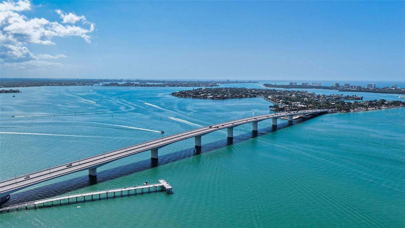 THE TOWER RESIDENCES - Residential