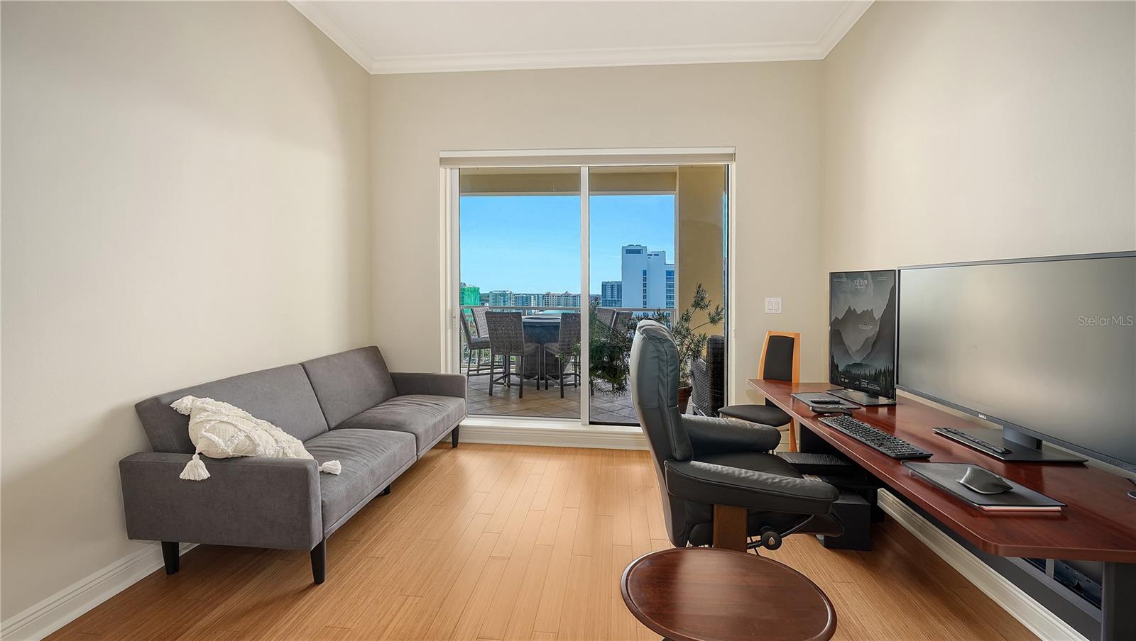 THE TOWER RESIDENCES - Residential