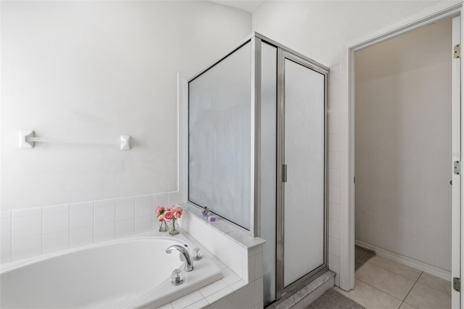 SUNCOAST LAKES PH 01 - Residential