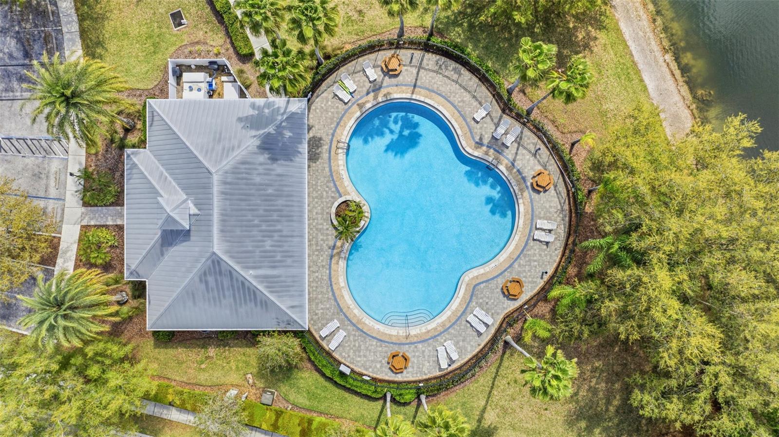 SUNCOAST LAKES PH 01 - Residential