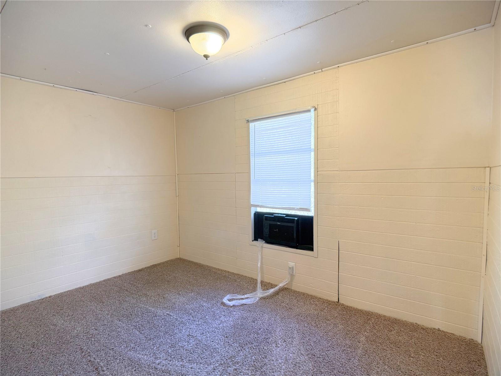 HALF MOON MINI FARMS - Residential