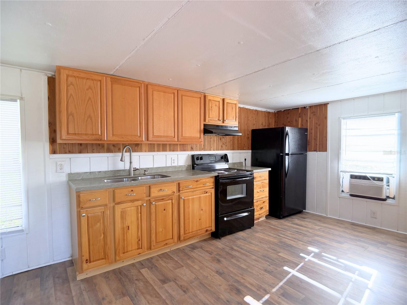 HALF MOON MINI FARMS - Residential