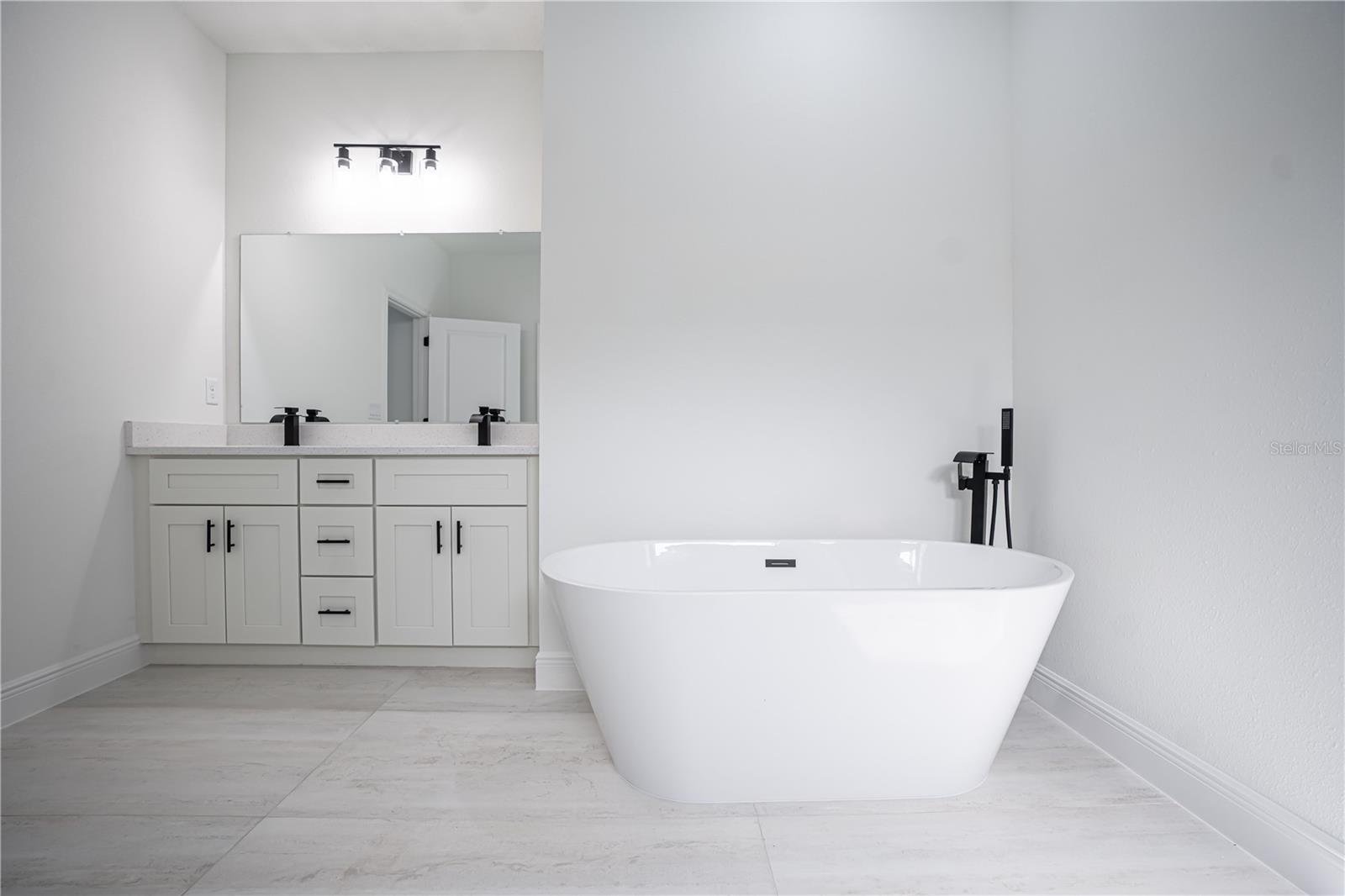 MARION OAKS UN NINE - Residential