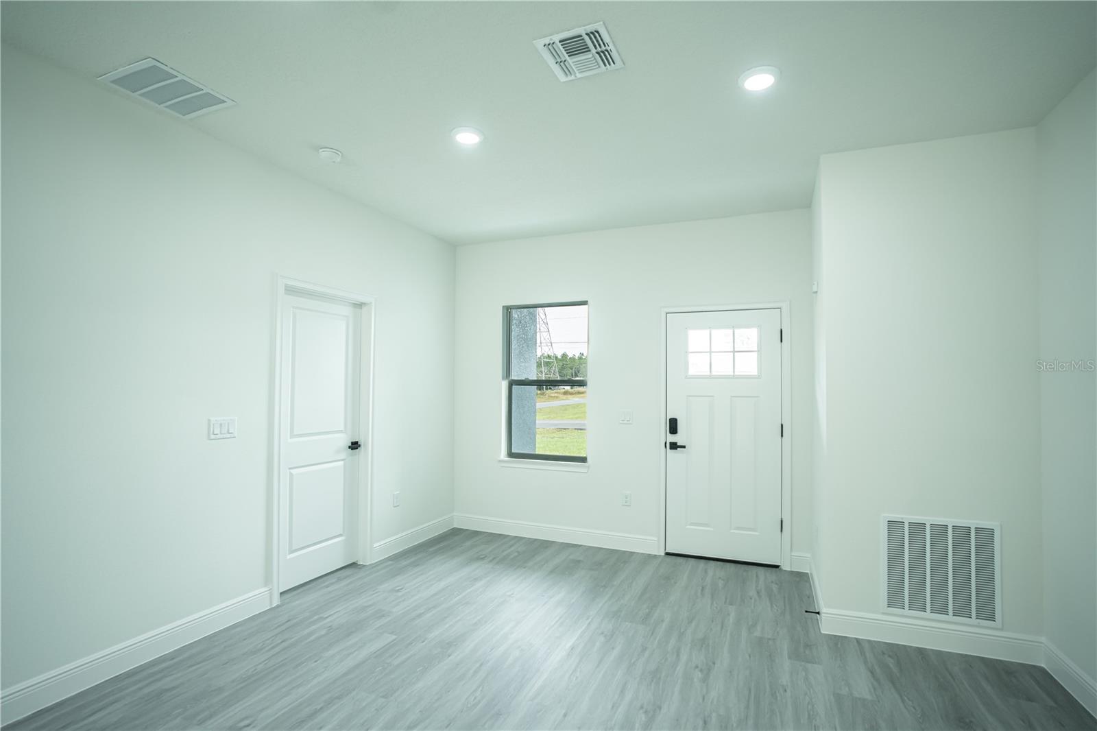 MARION OAKS UN NINE - Residential