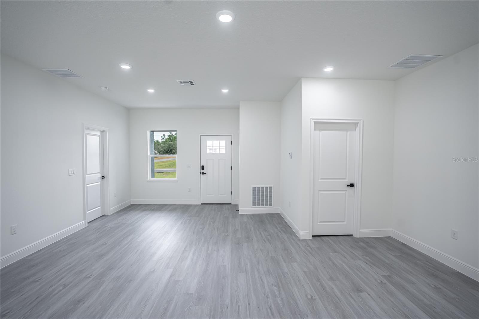 MARION OAKS UN NINE - Residential