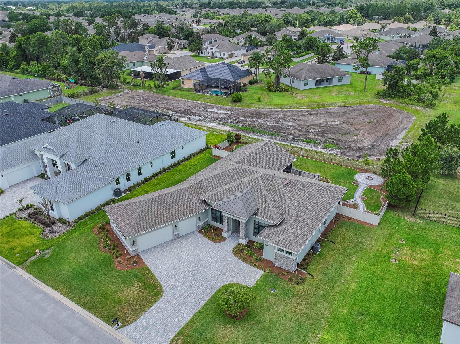 6545 EMERALD WOODS LANE
