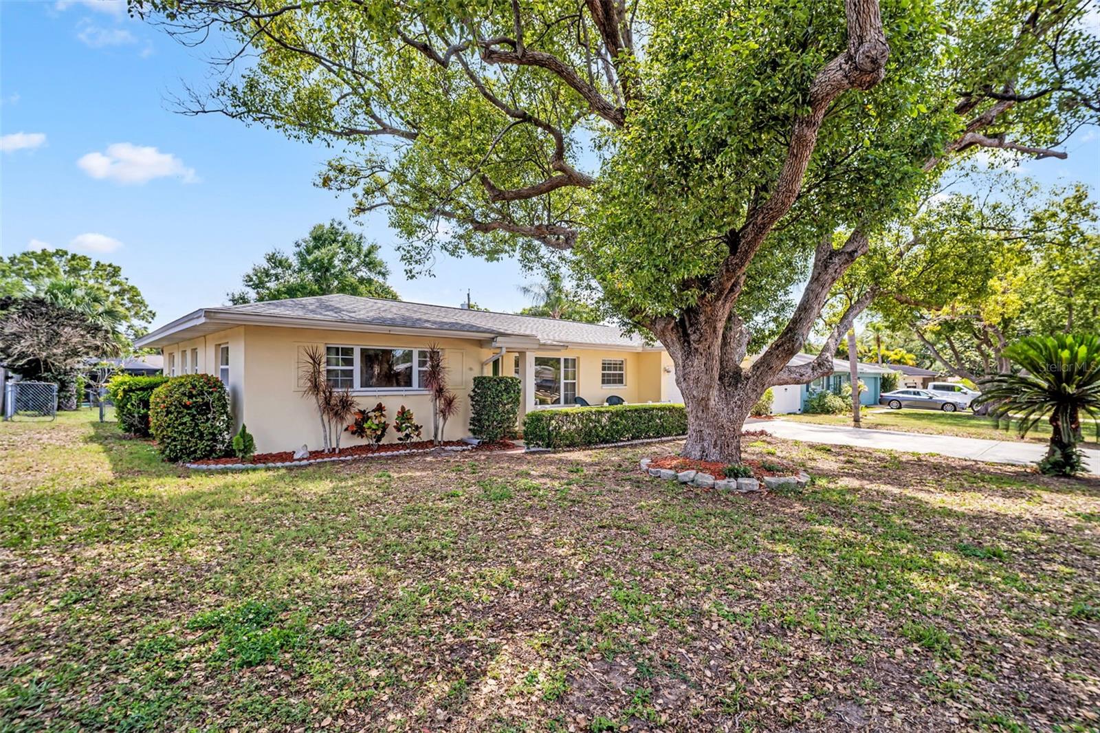 FAIR OAKS 1ST ADD - Residential