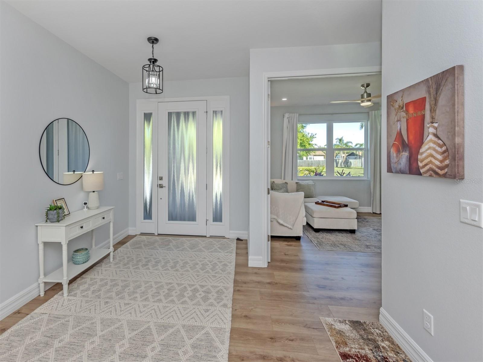 SOUTH VENICE - Residential