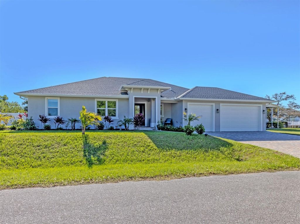 Photo of 851 Linden Road, Venice, FL 34293 (MLS # A4686291)