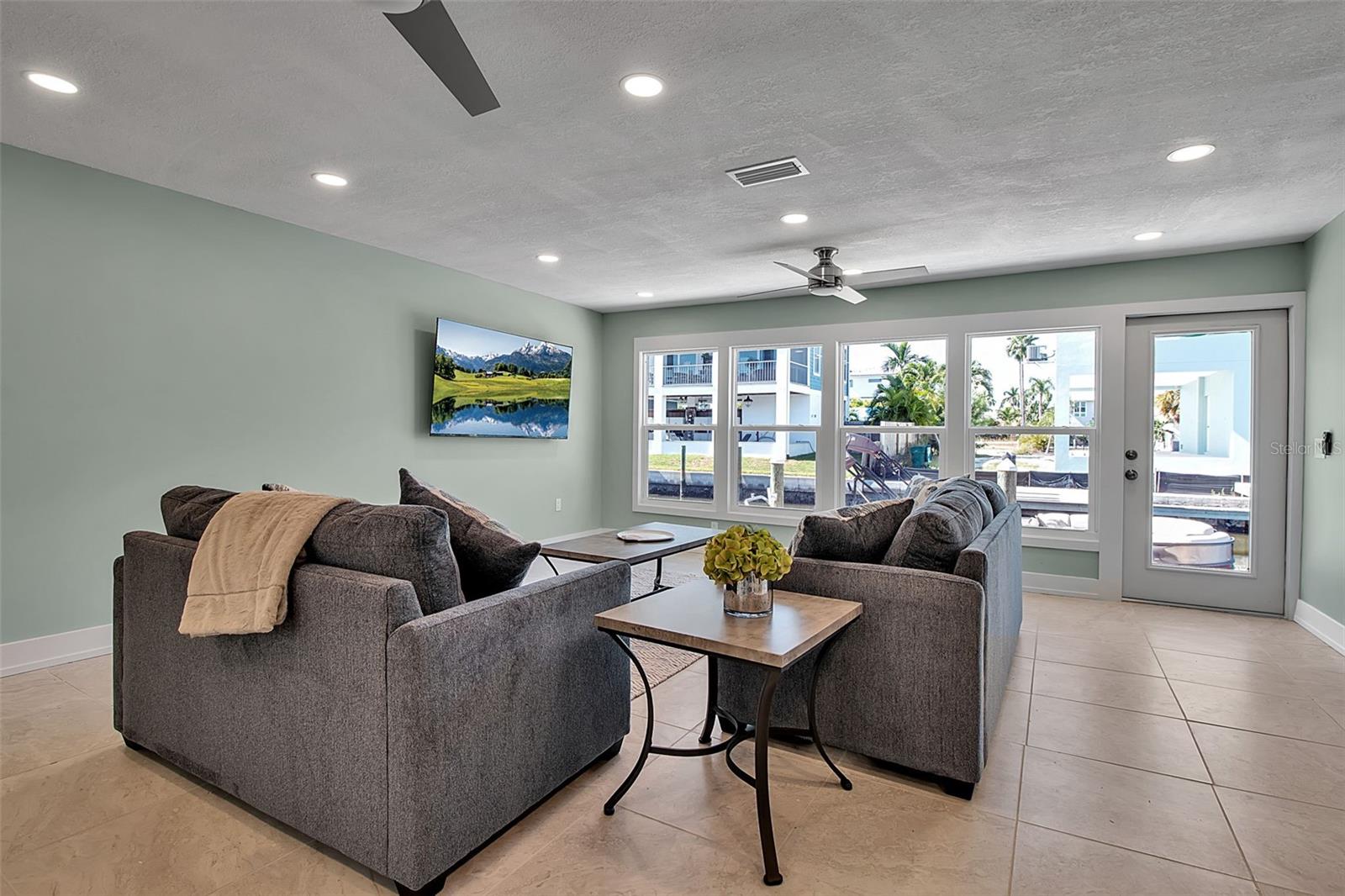 SAINT JUDES APTS - Residential