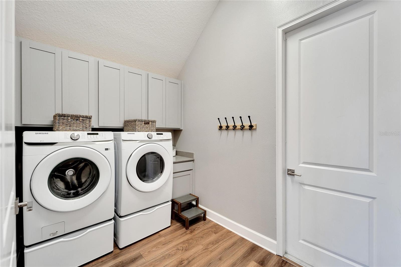 MIRABAY PRCL 8 - Residential