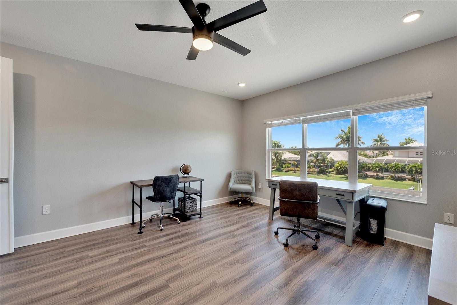 MIRABAY PRCL 8 - Residential