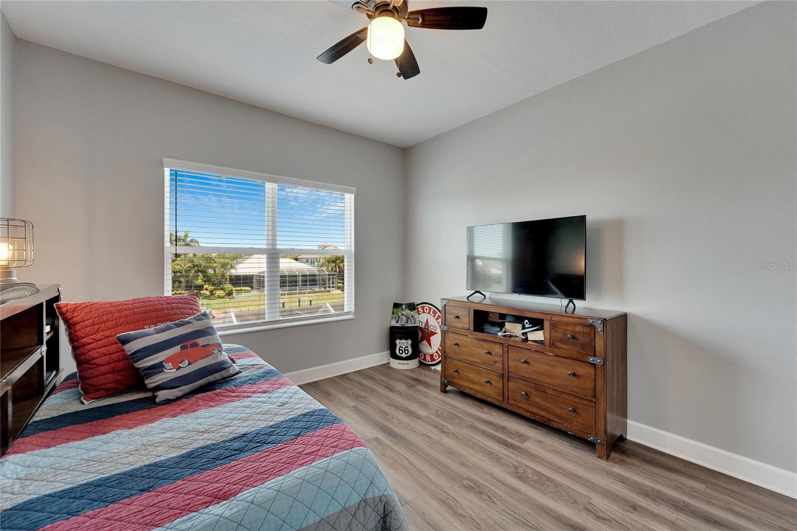 MIRABAY PRCL 8 - Residential