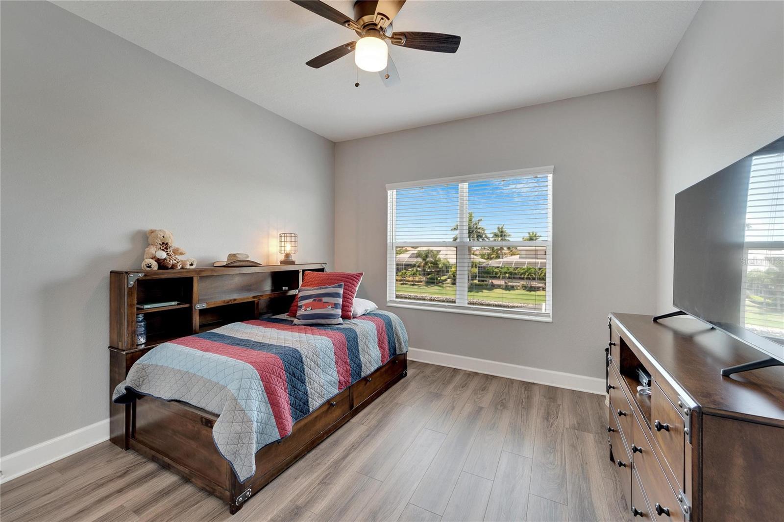 MIRABAY PRCL 8 - Residential