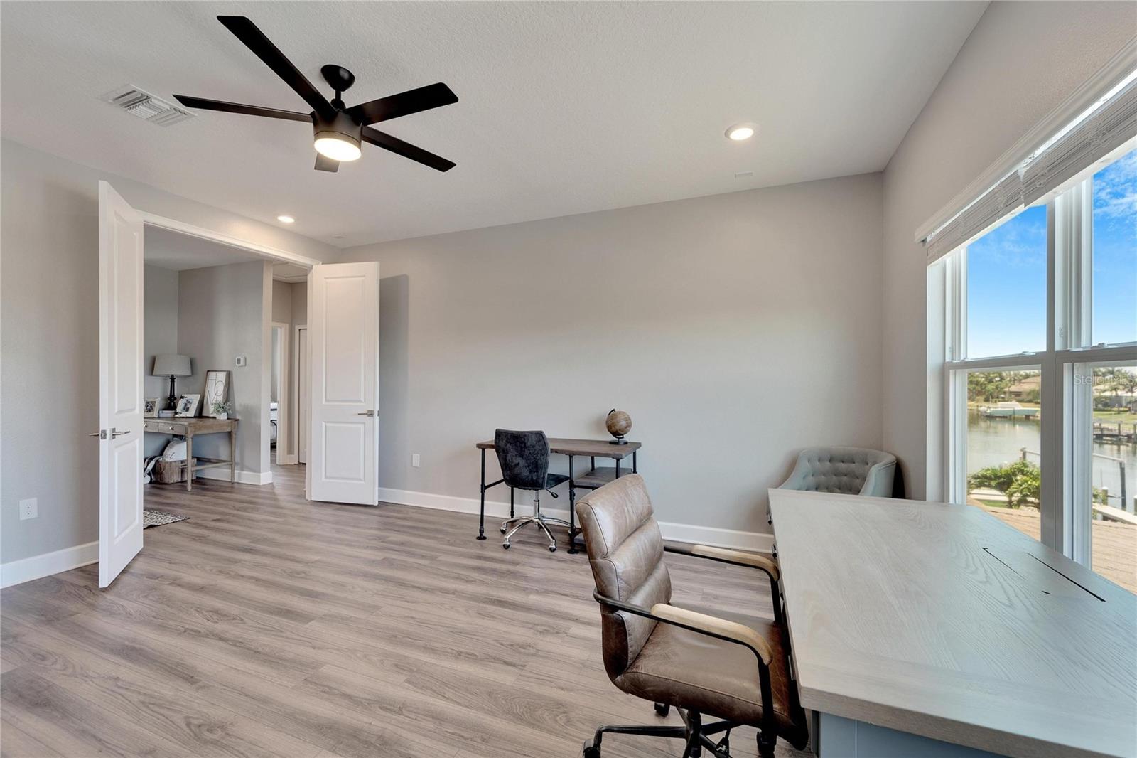 MIRABAY PRCL 8 - Residential