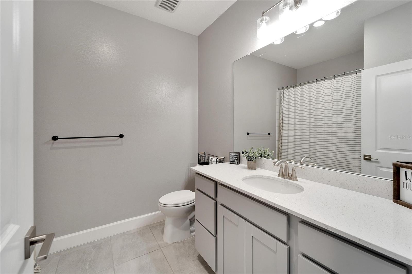 MIRABAY PRCL 8 - Residential