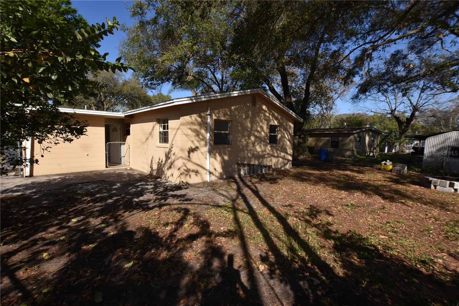 FLAMINGO HEIGHTS SUB - Residential Lease