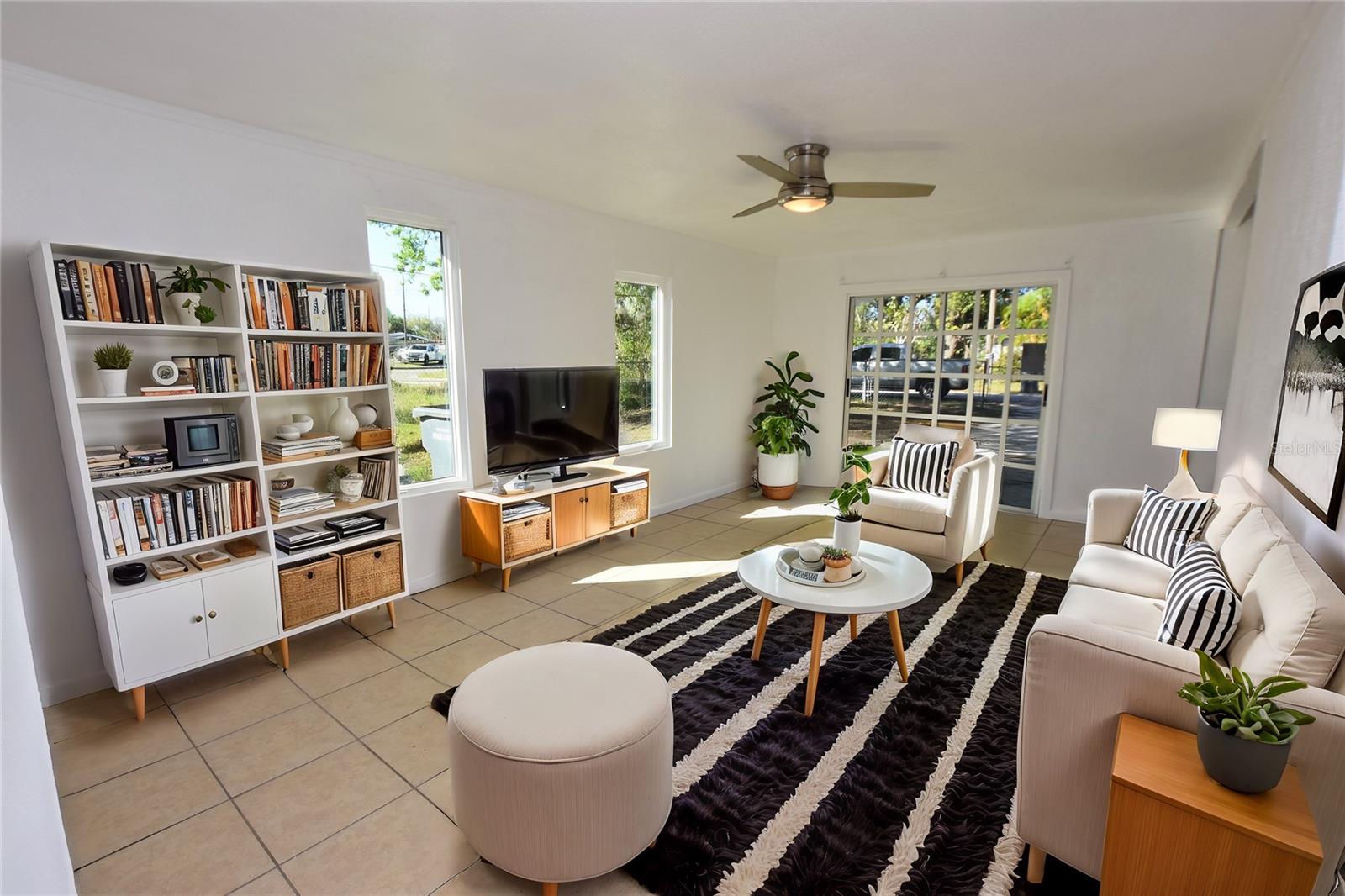 FLAMINGO HEIGHTS SUB - Residential Lease
