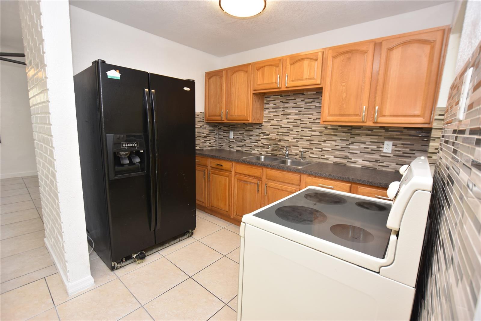 FLAMINGO HEIGHTS SUB - Residential Lease
