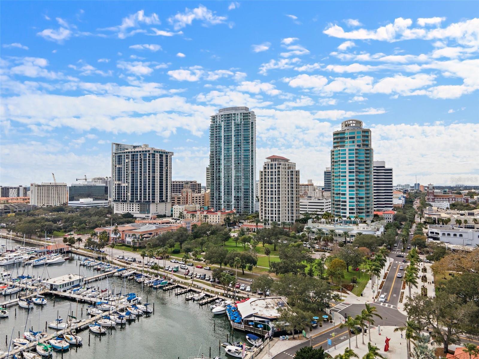 FLORENCIA CONDO - Residential