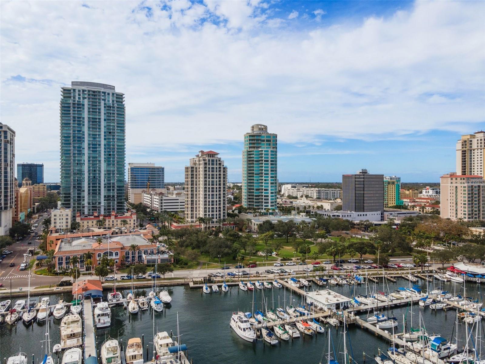 FLORENCIA CONDO - Residential