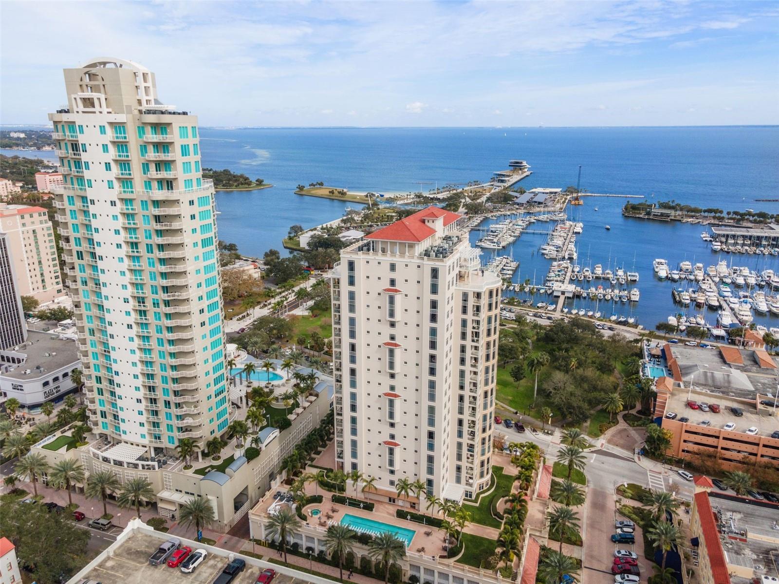 FLORENCIA CONDO - Residential