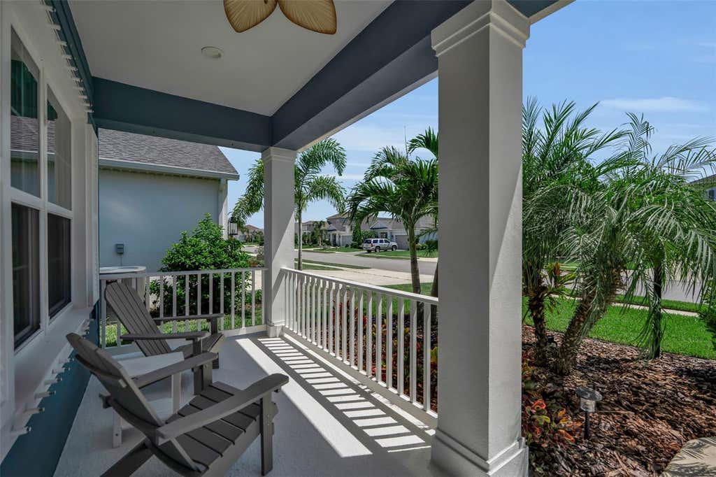Photo of 3321 Woodmont Drive, Parrish, FL 34219 (MLS # A4702544)