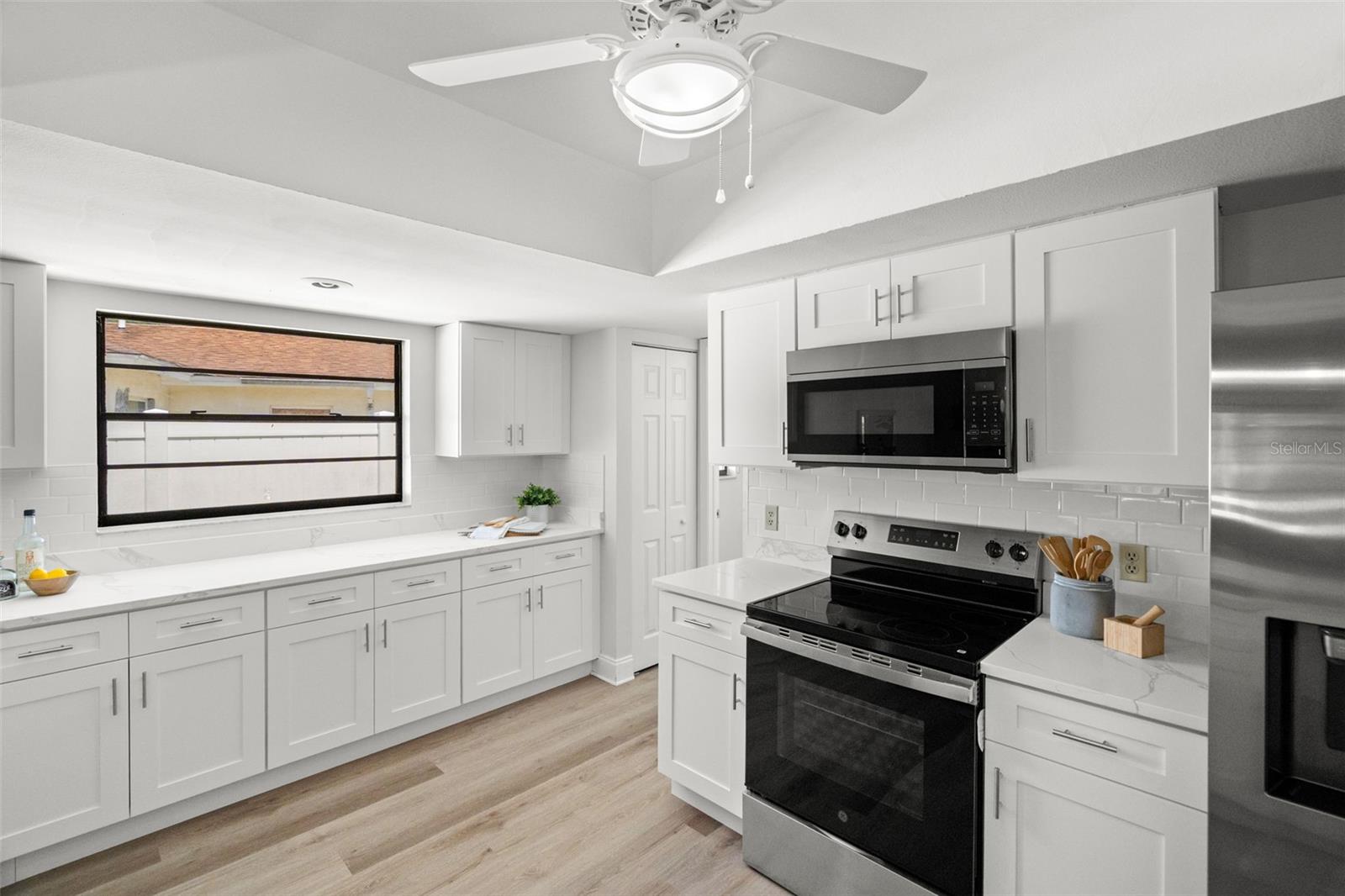 COUNTRY PLACE WEST UNIT V - Residential