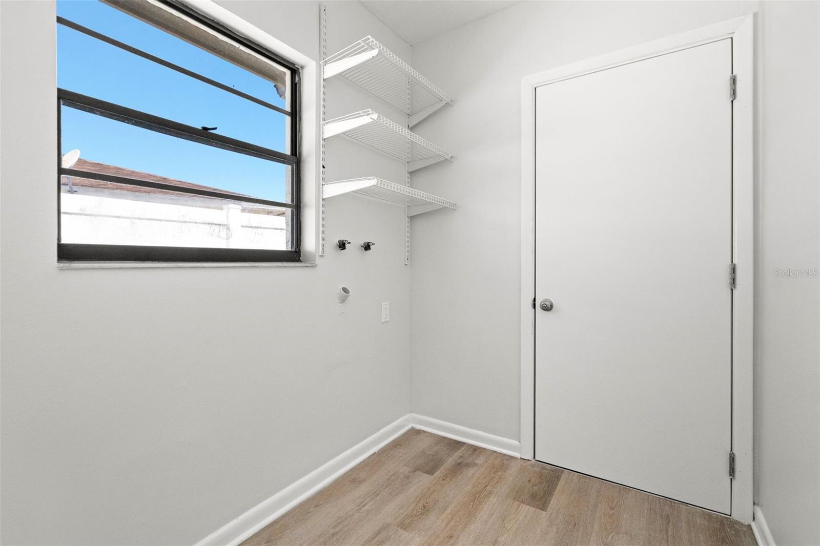 COUNTRY PLACE WEST UNIT V - Residential