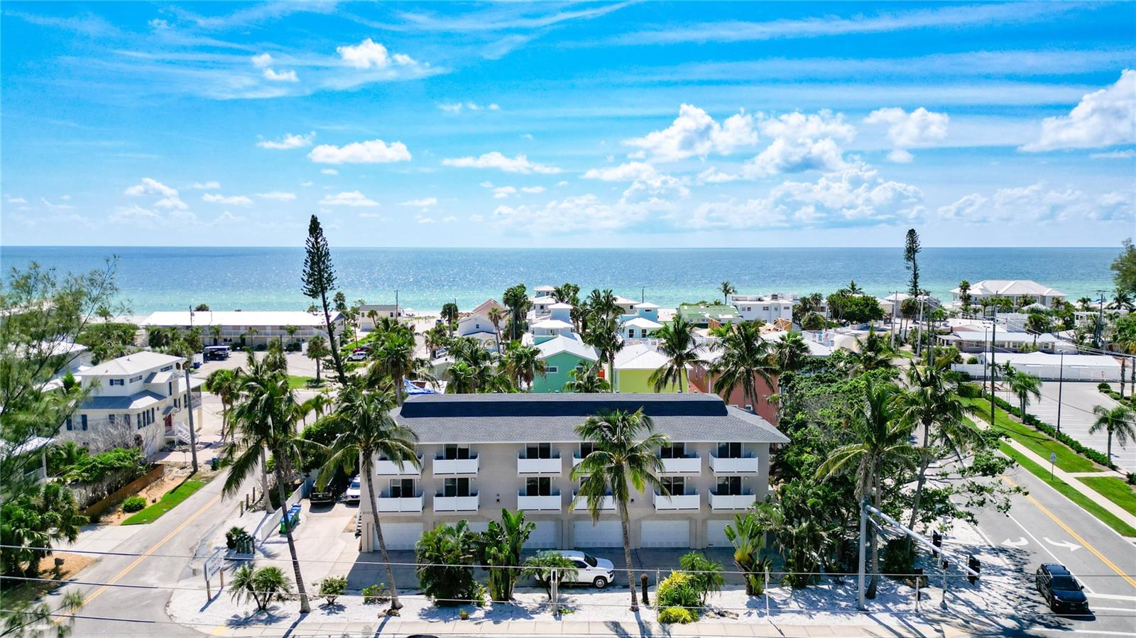 ISLAND IN THE SUN - Residential