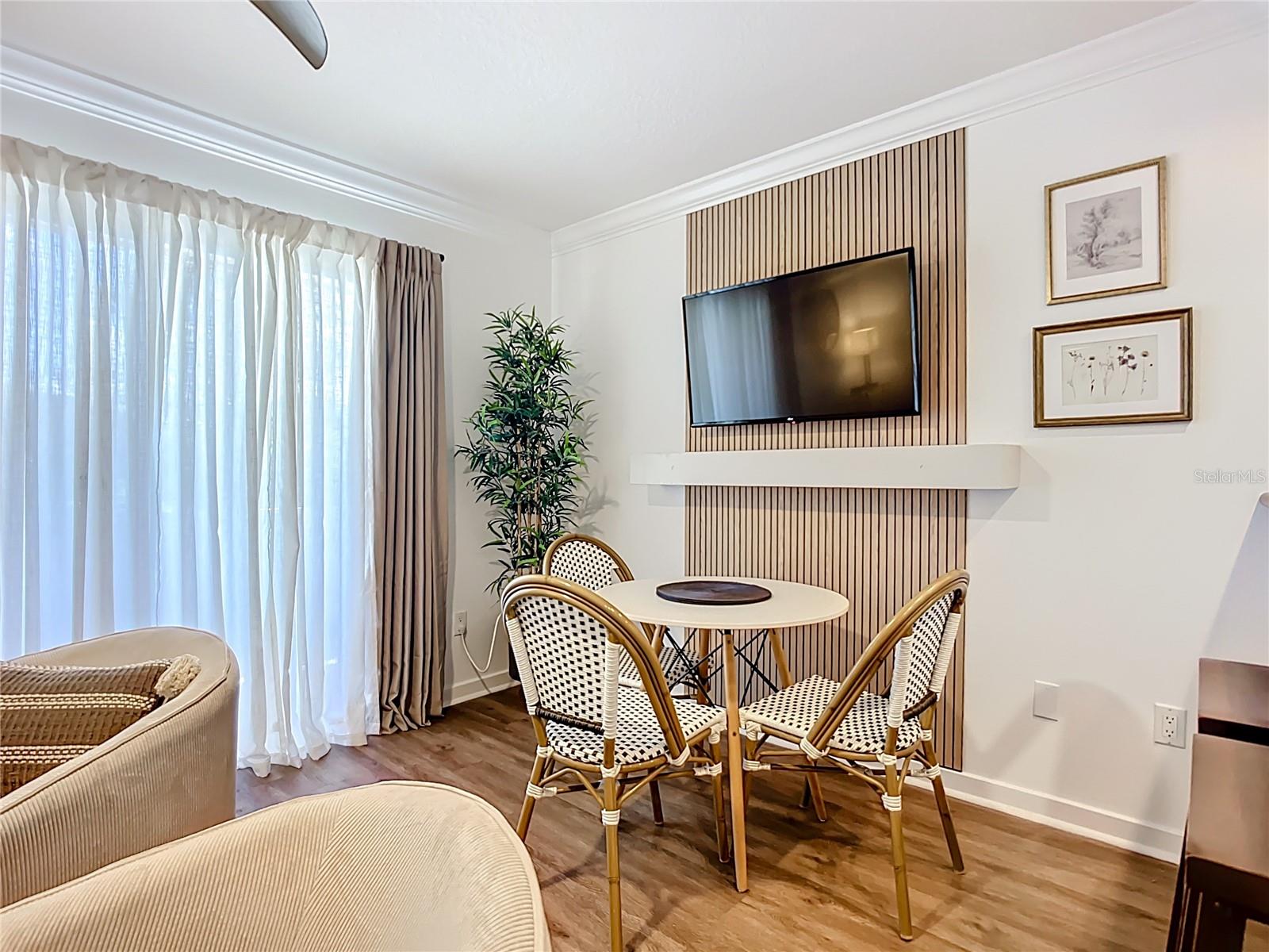 ISLAND IN THE SUN - Residential