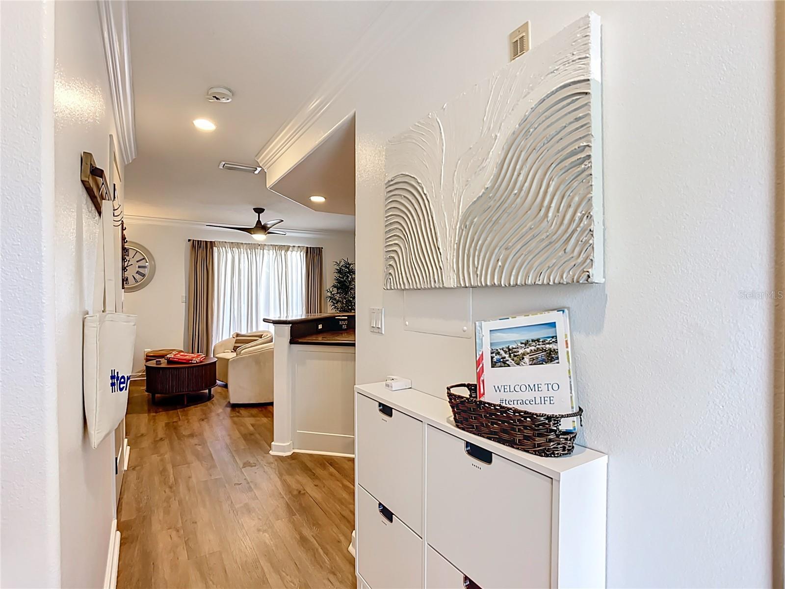 ISLAND IN THE SUN - Residential