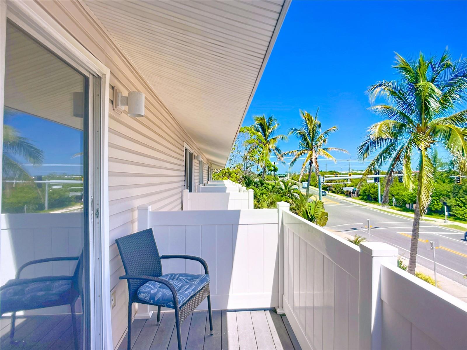 ISLAND IN THE SUN - Residential