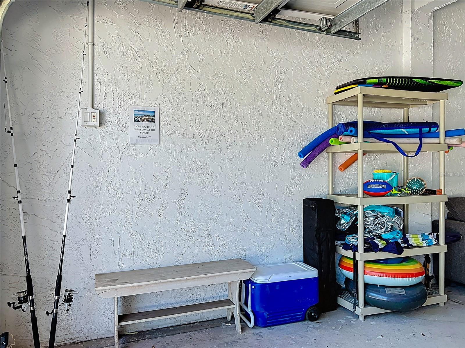 ISLAND IN THE SUN - Residential