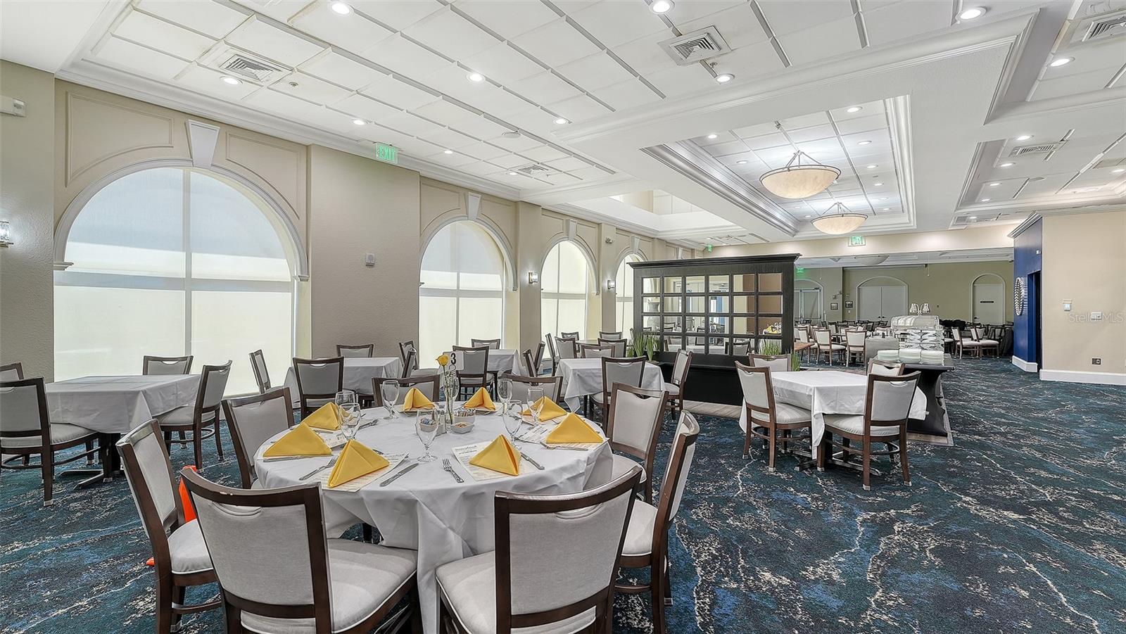 STONEYBROOK GOLF & COUNTRY CLUB - Residential