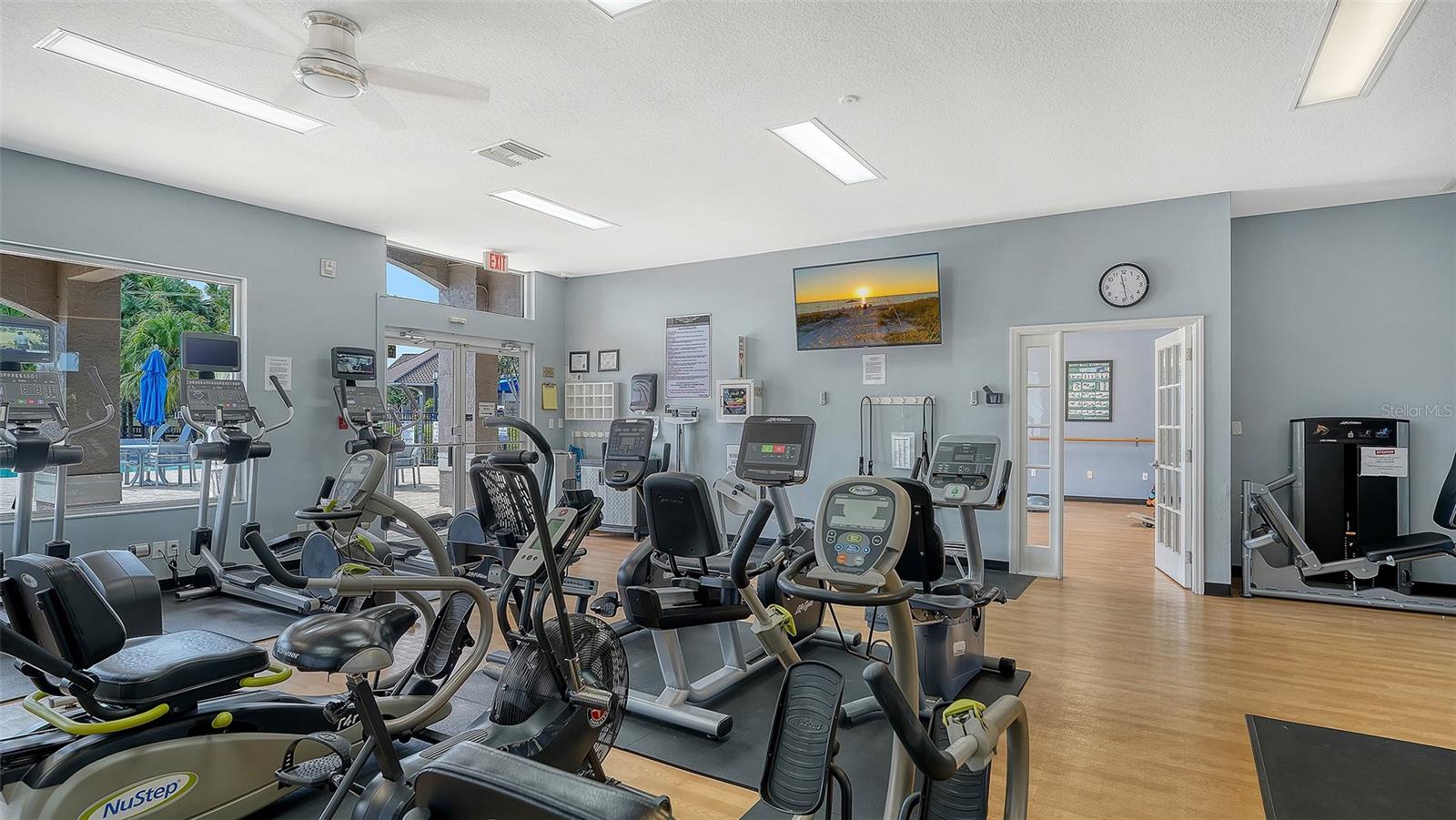 STONEYBROOK GOLF & COUNTRY CLUB - Residential