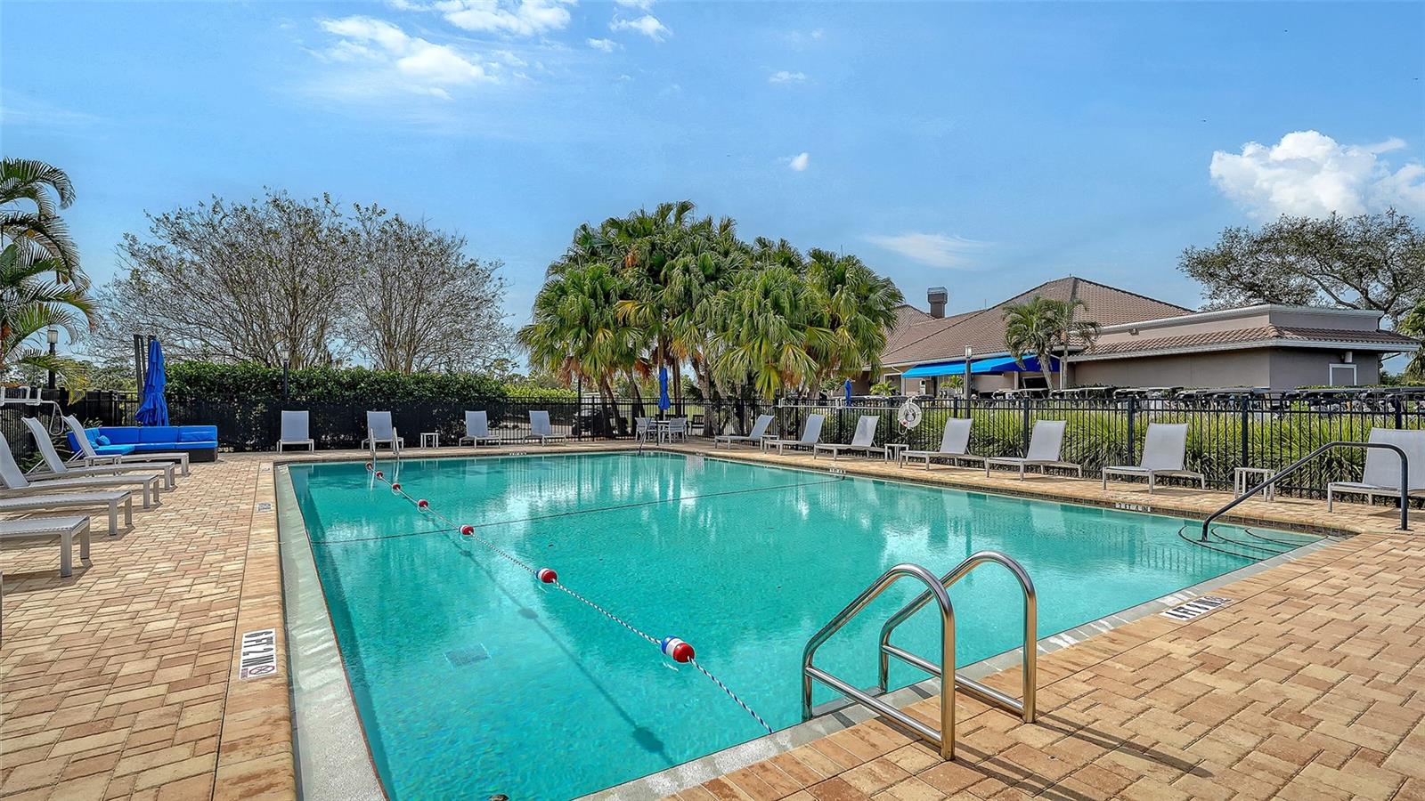 STONEYBROOK GOLF & COUNTRY CLUB - Residential