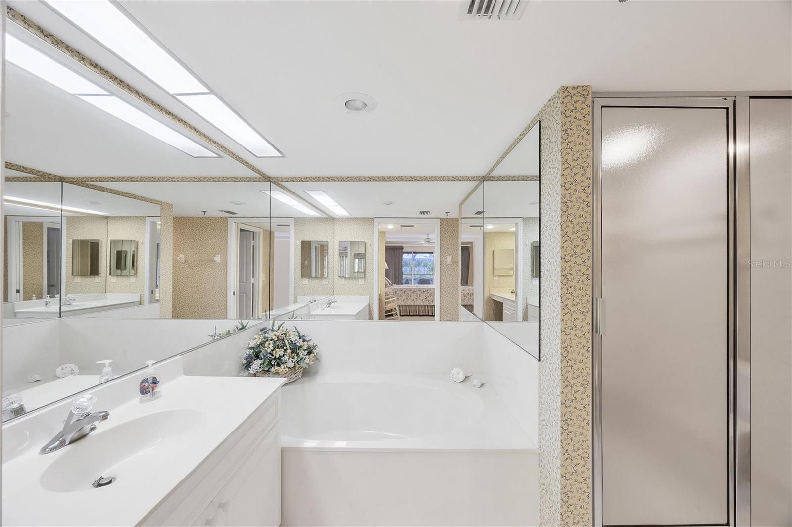 PLACIDA HARBOUR SEC 05 BLDG 18 - Residential