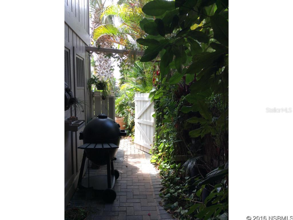 Venetian Villas - Residential