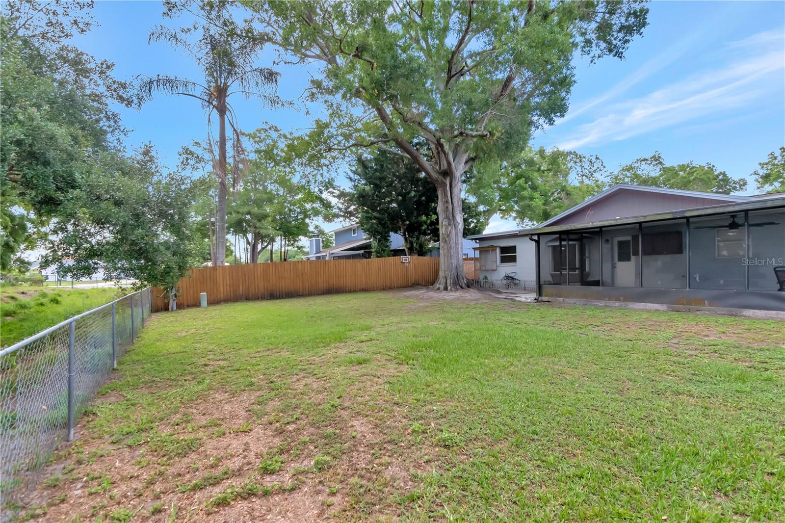 TWELVE OAKS VILLAGE UNIT 1 - Residential