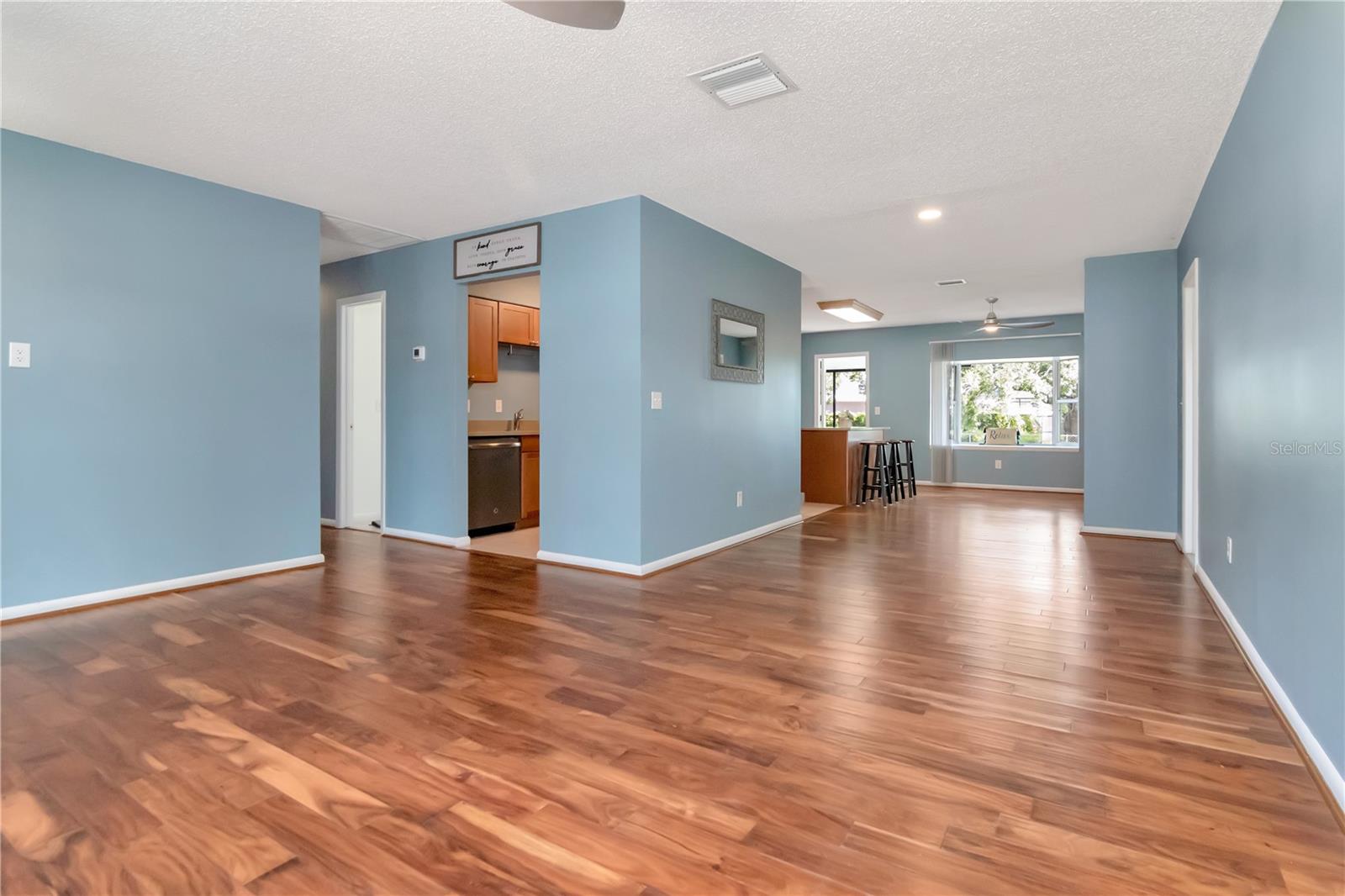 TWELVE OAKS VILLAGE UNIT 1 - Residential
