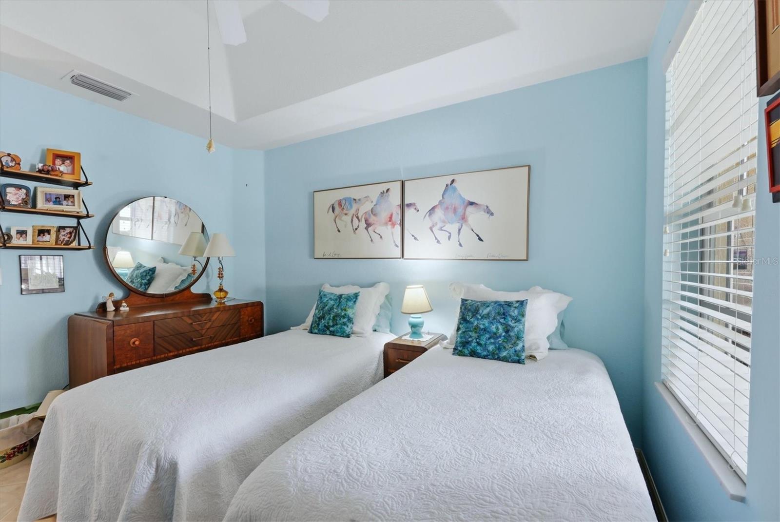 MIRABELLA - Residential