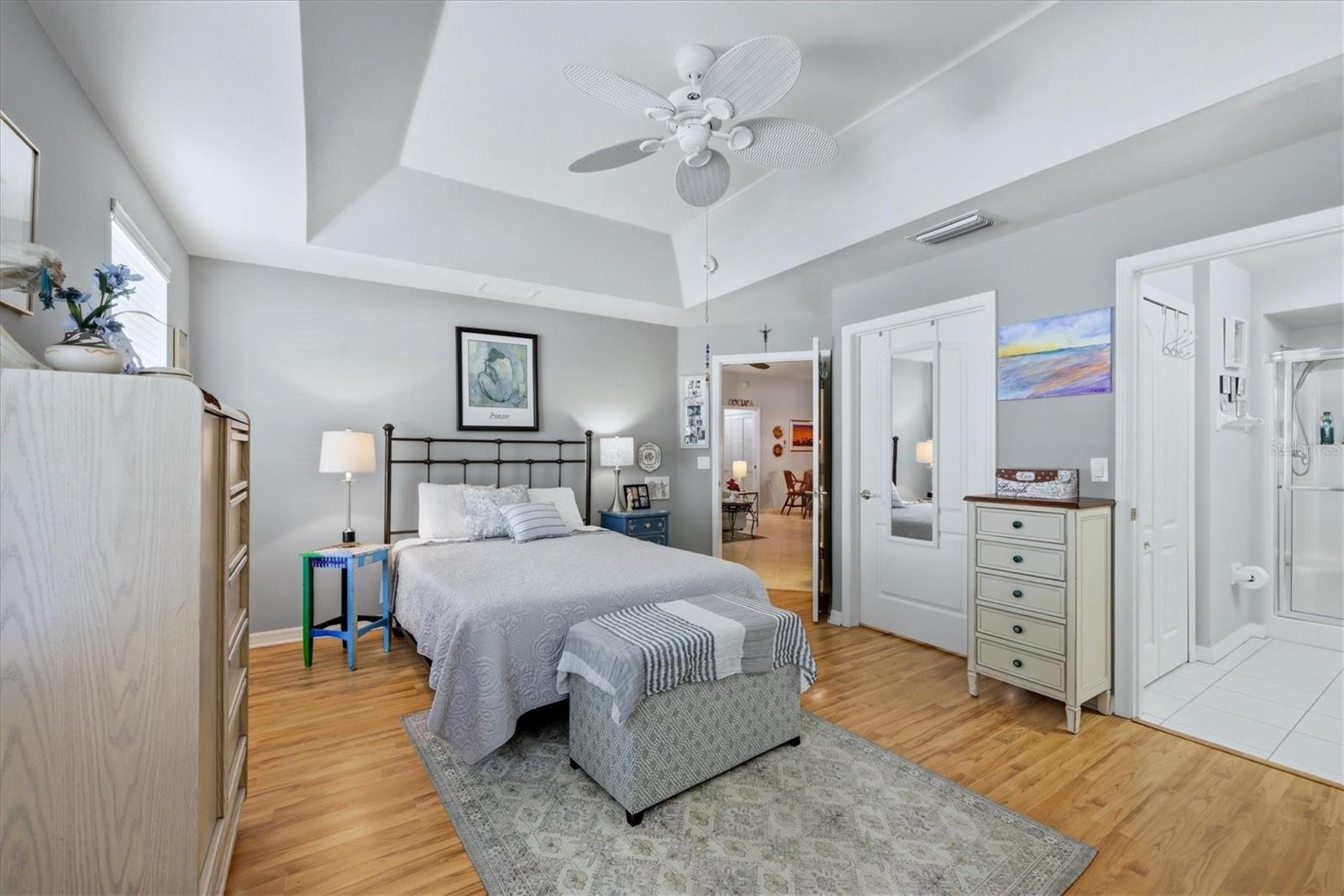 MIRABELLA - Residential