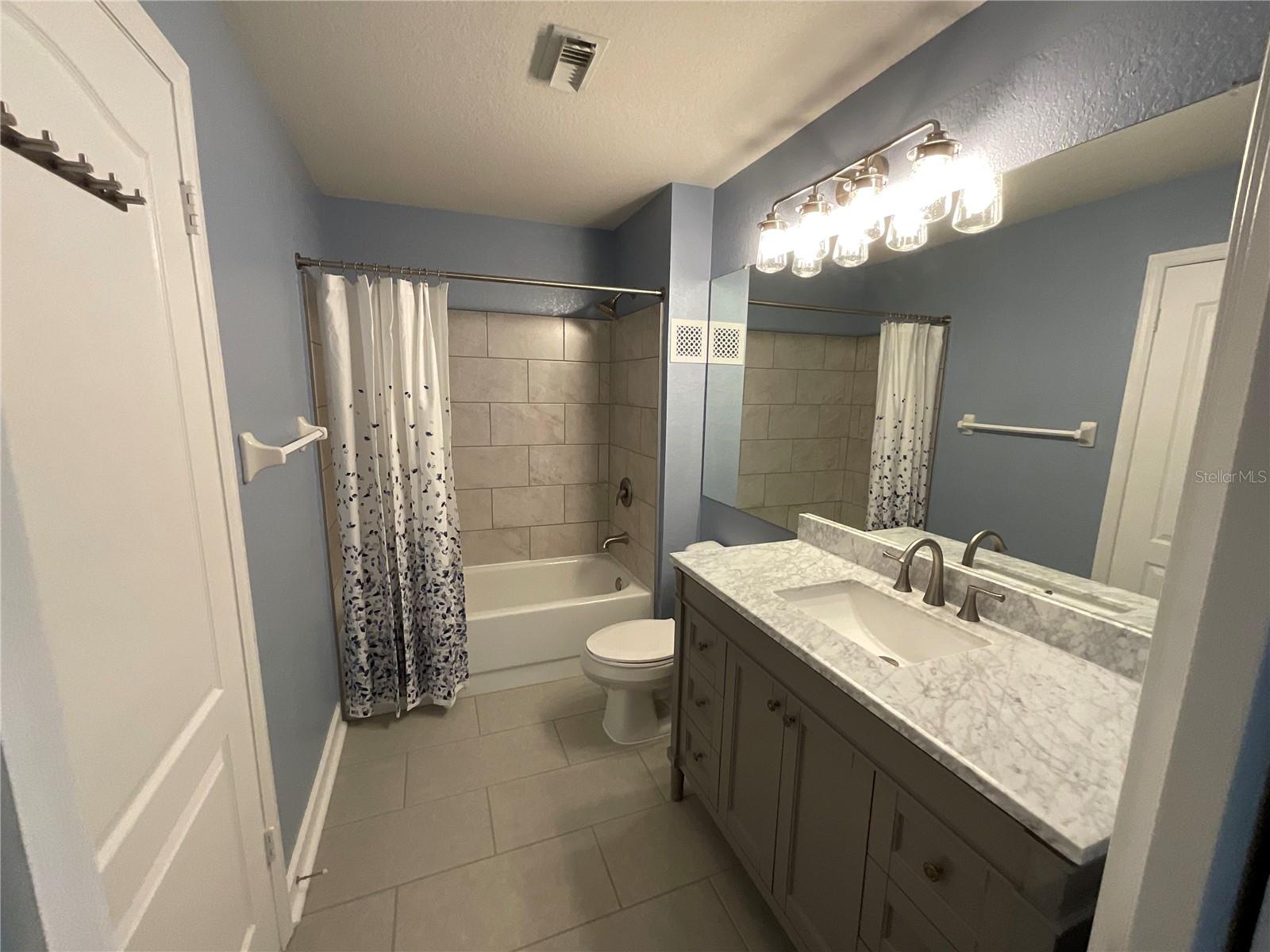 ISLAND PLACE A CONDO - Residential