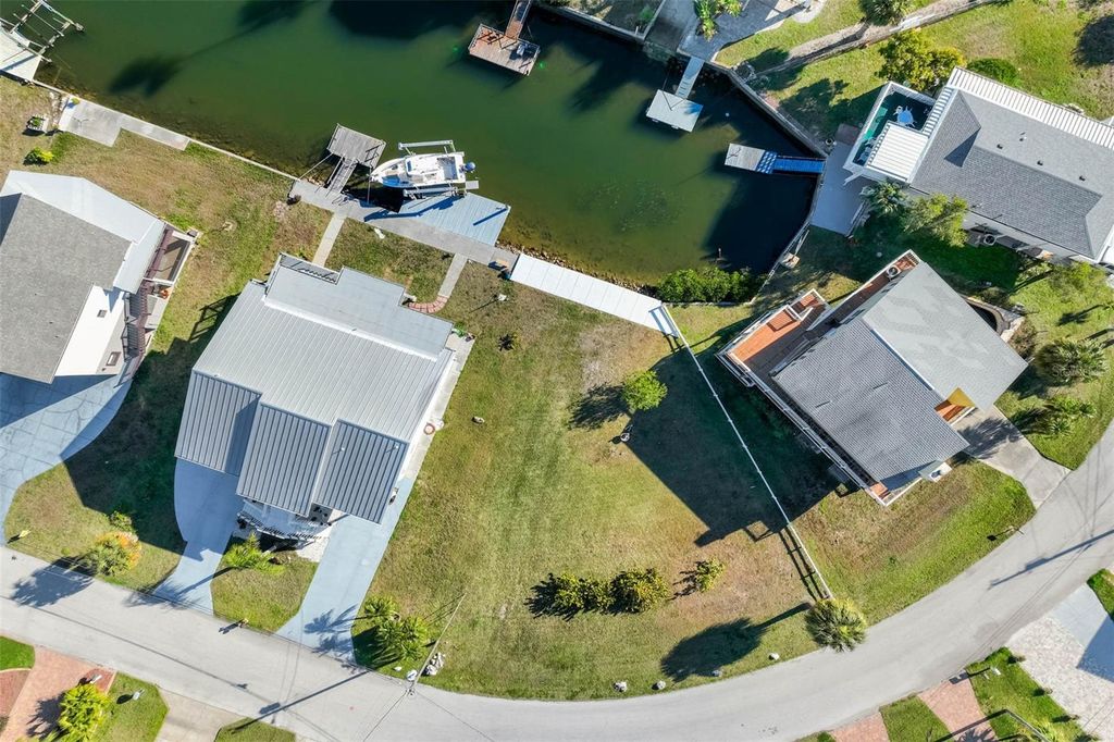 Photo of 6424 Driftwood Drive, Hudson, FL 34667 (MLS # TB8467362)