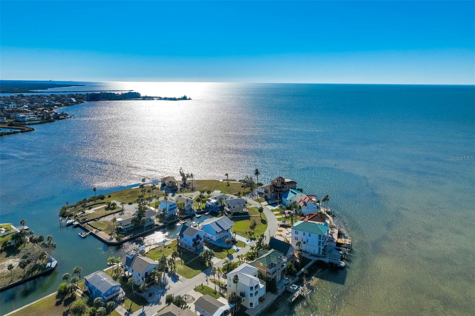 DRIFTWOOD ISLES - Land